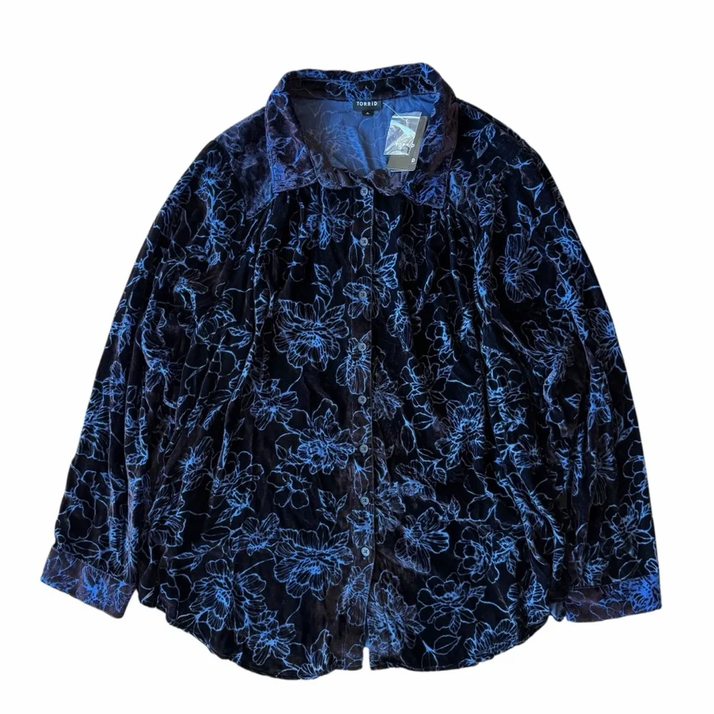 NEW Torrid Madison Velvet Burnout Button Up Shirt Size 3X - Picture 4 of 8